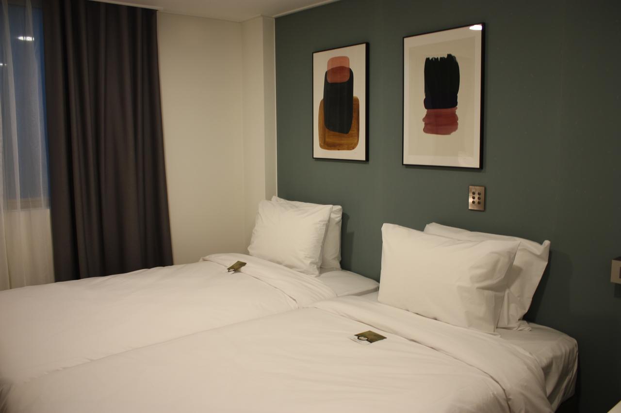 The Hotel Young Inn Szöul Kültér fotó